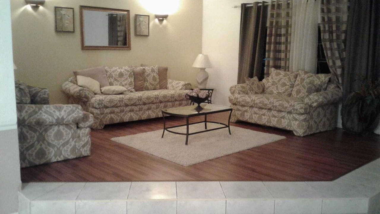 Photo of Livingroom in Bahamas Terrace
