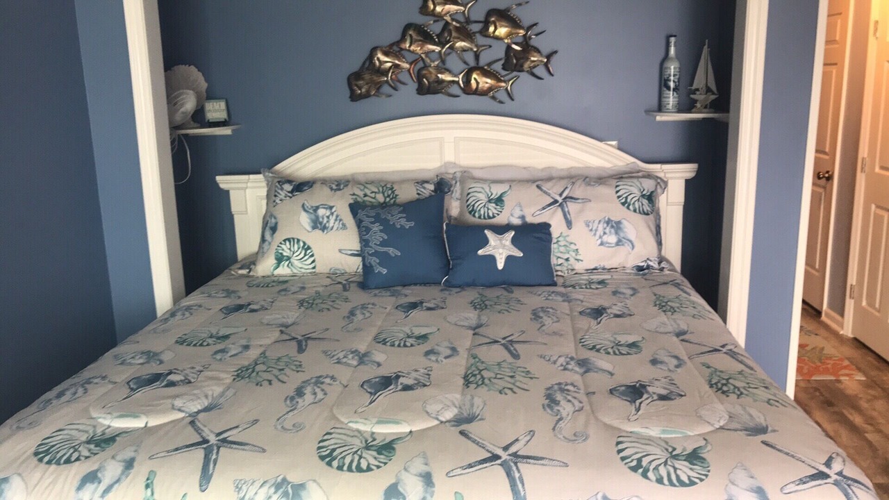 Photo of Bedroom in Surfside Beach