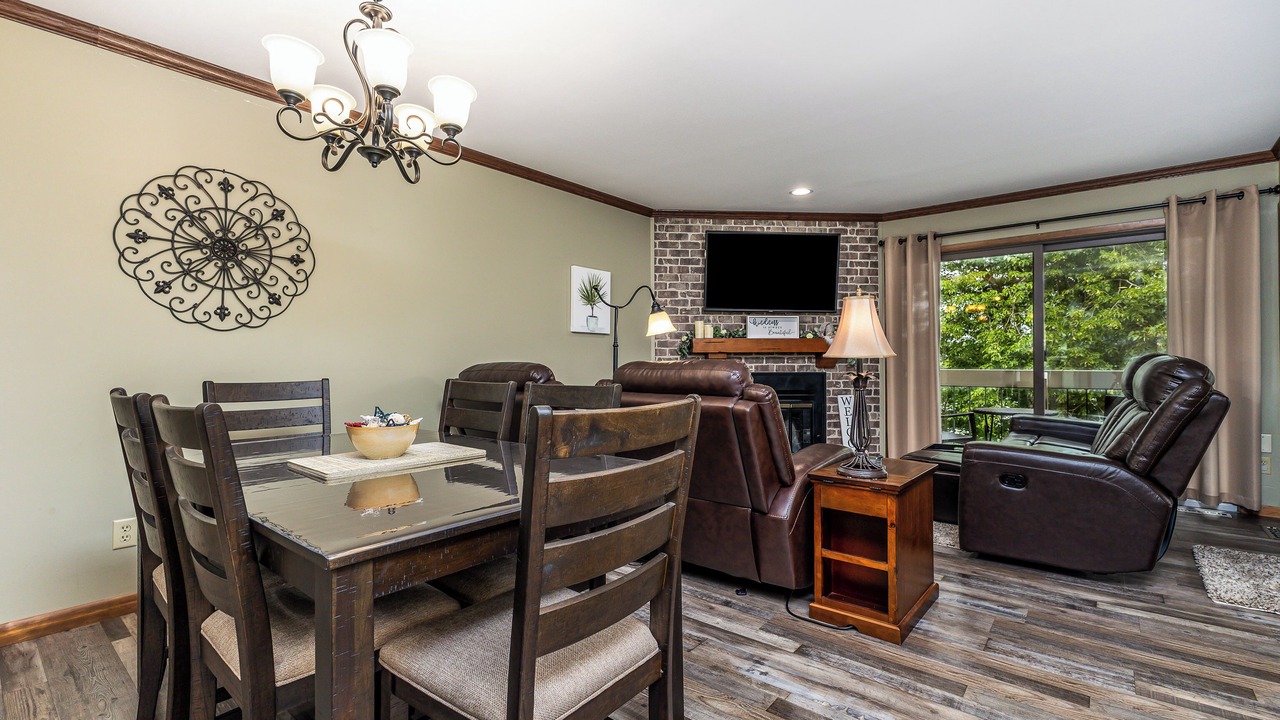 Photo of Livingroom in The Galena Territory