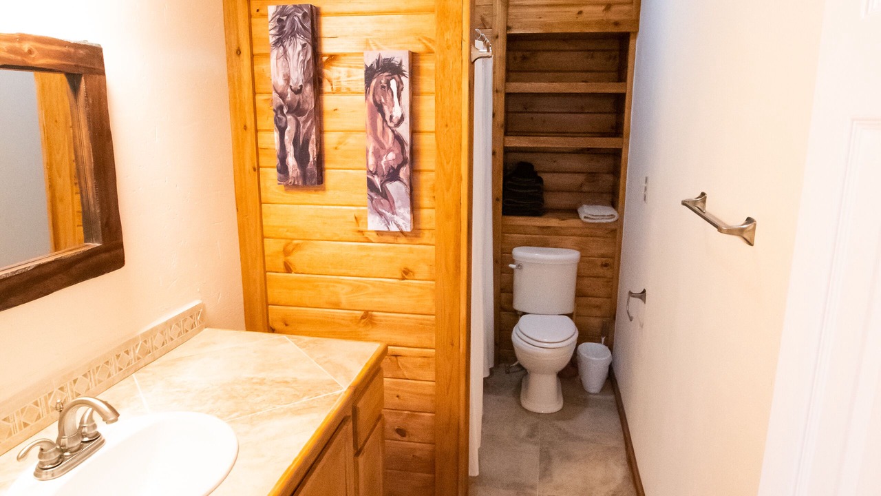Photo of Bathroom in Uvalde