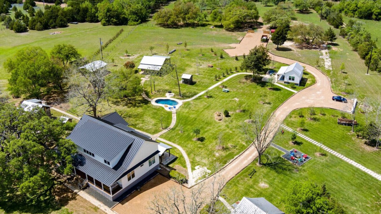 Photo of Outdoor in Round Top