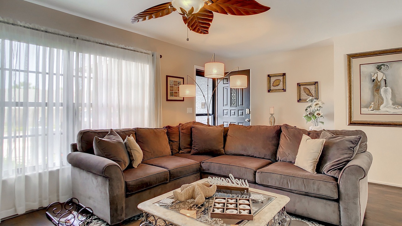 Photo of Livingroom in Regency Park