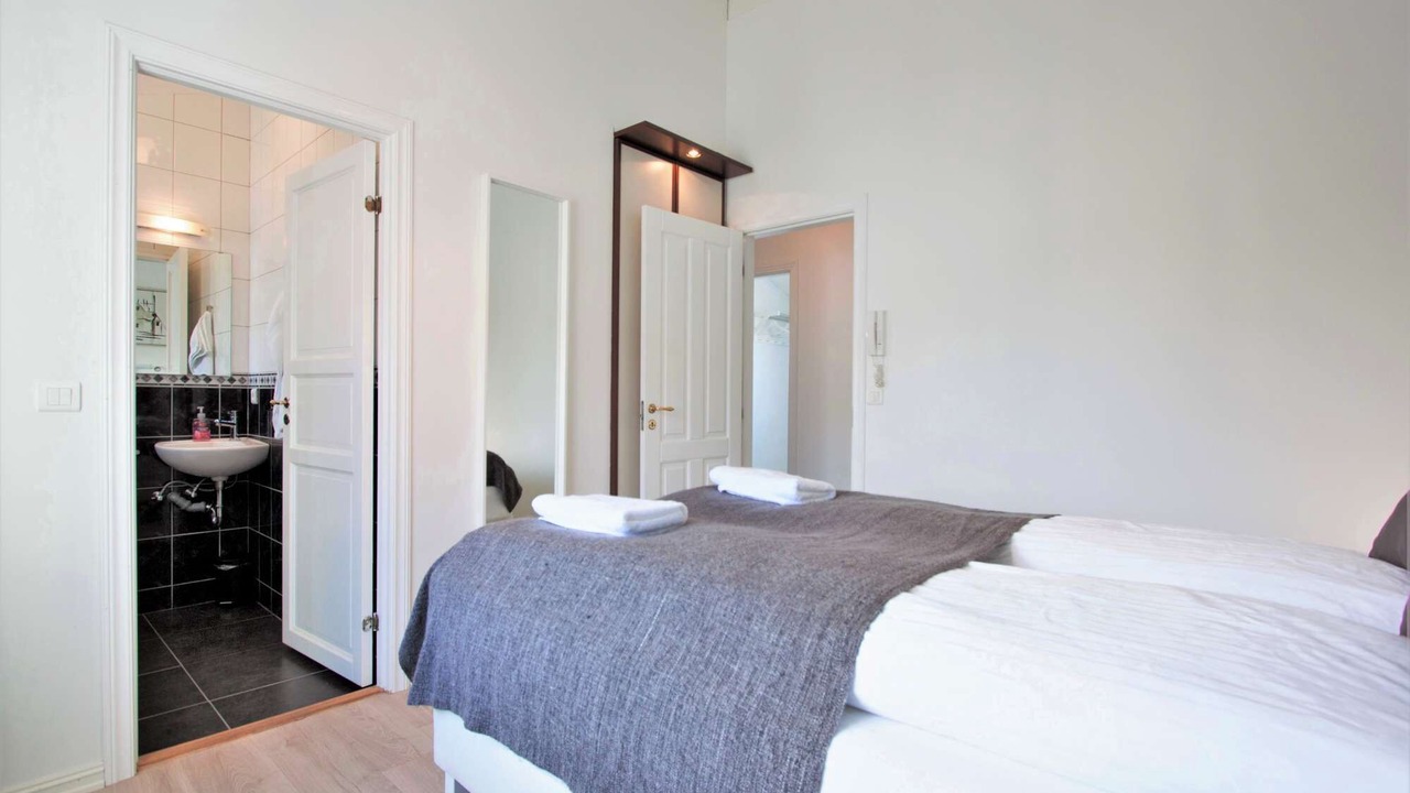 Photo of Bedroom in Downtown