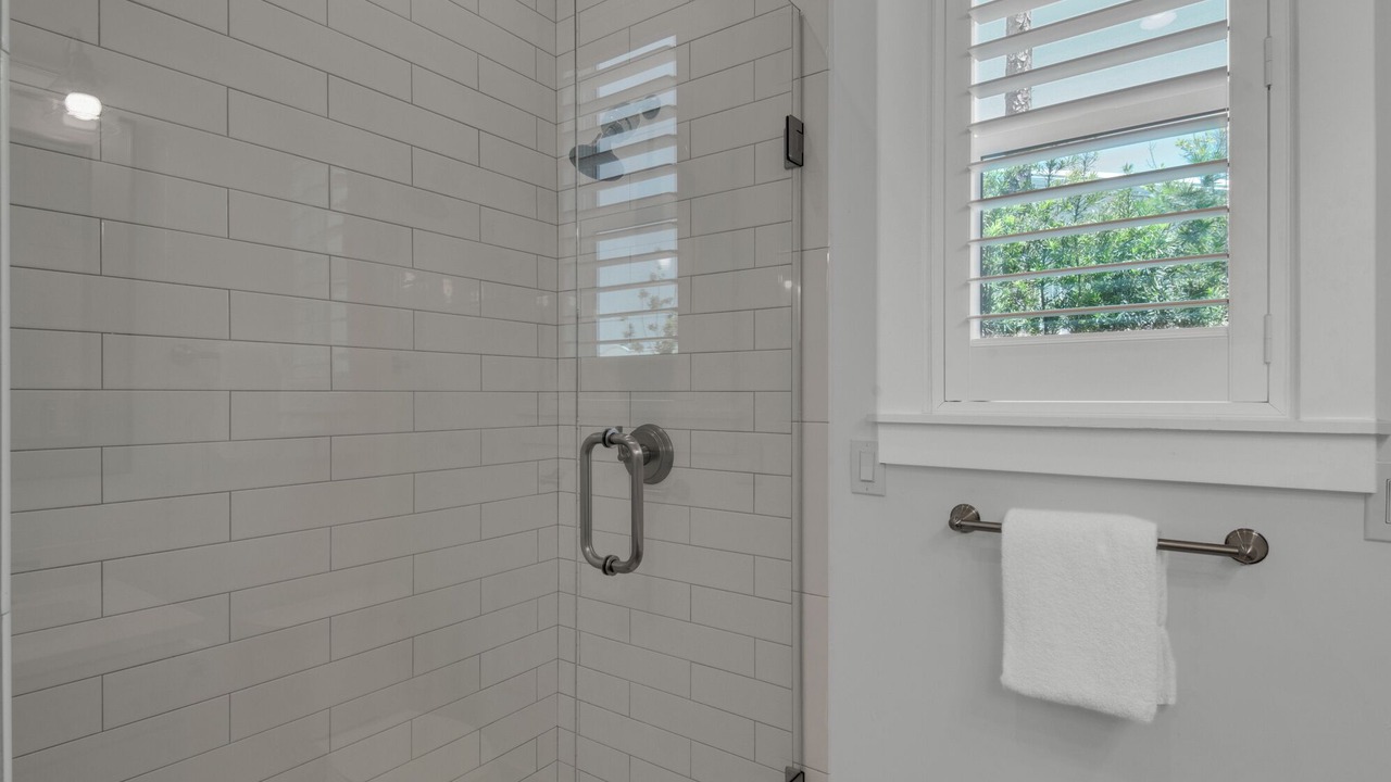 Photo of Bathroom in Emerald Waters Village