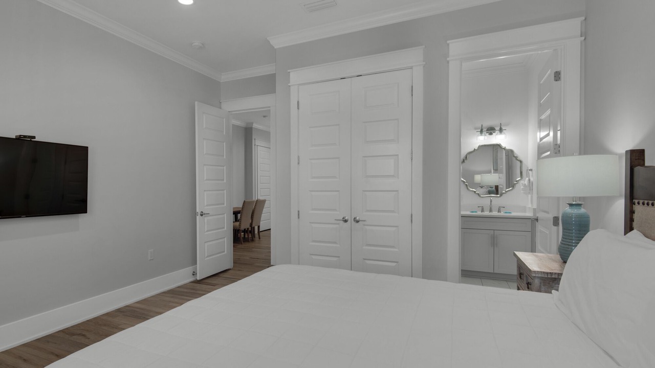 Photo of Bathroom in Emerald Waters Village
