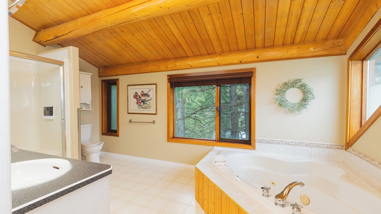 Photo of Bathroom in Jasper East