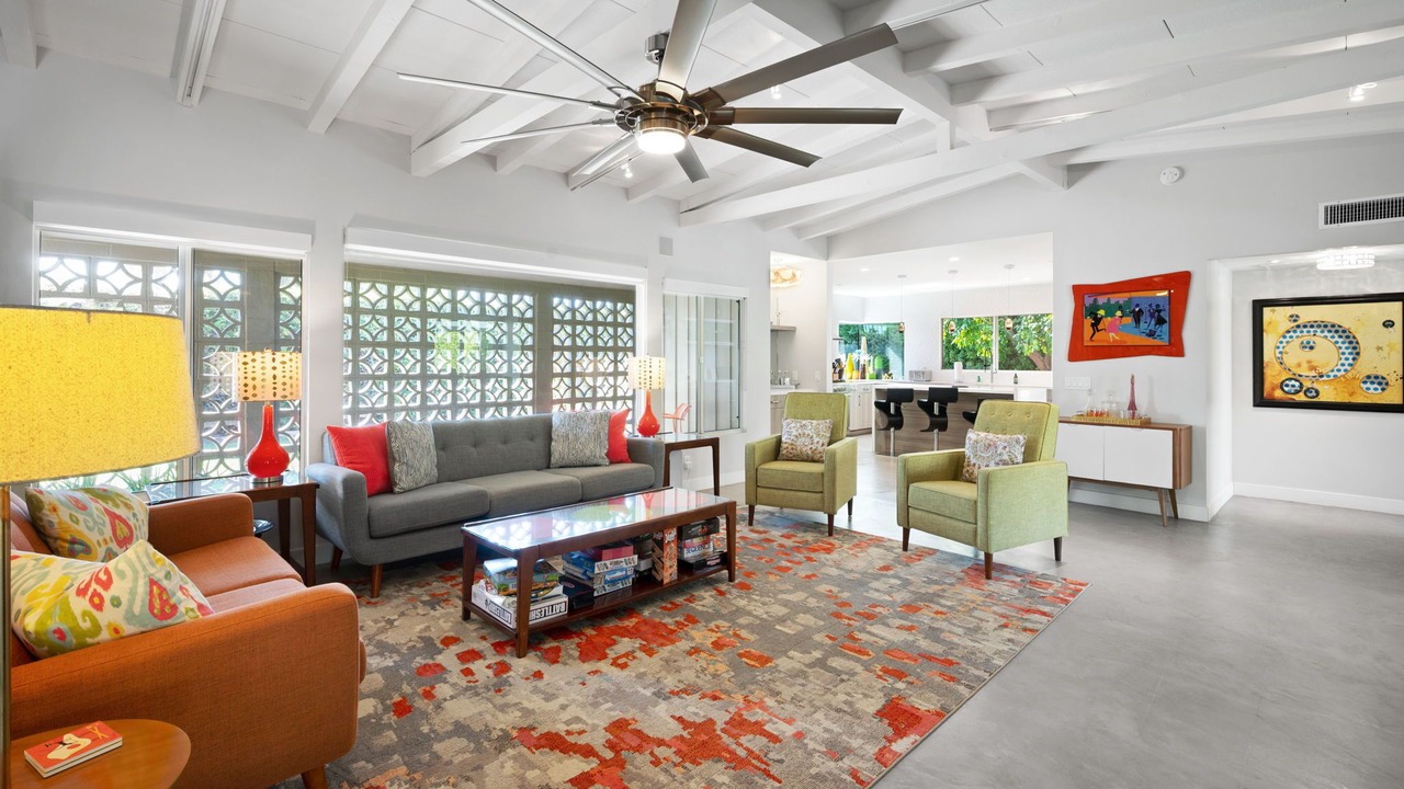 Photo of Livingroom in Tahquitz River Estates