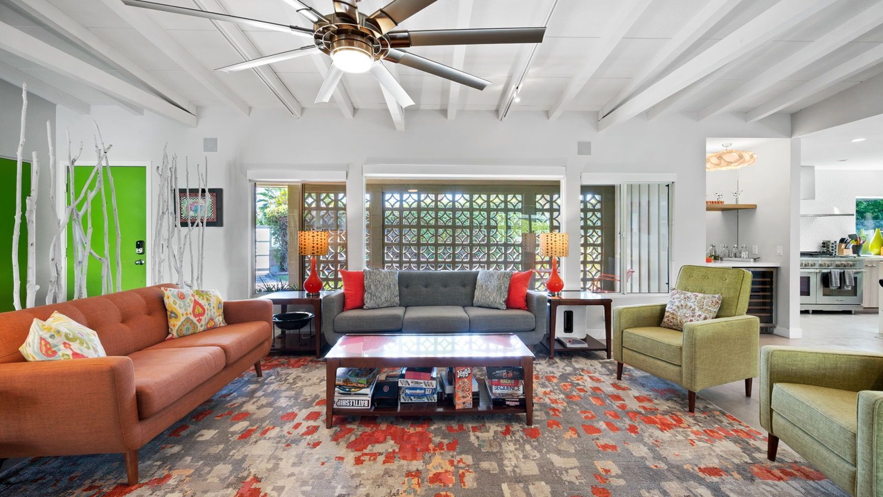 Photo of Livingroom in Tahquitz River Estates
