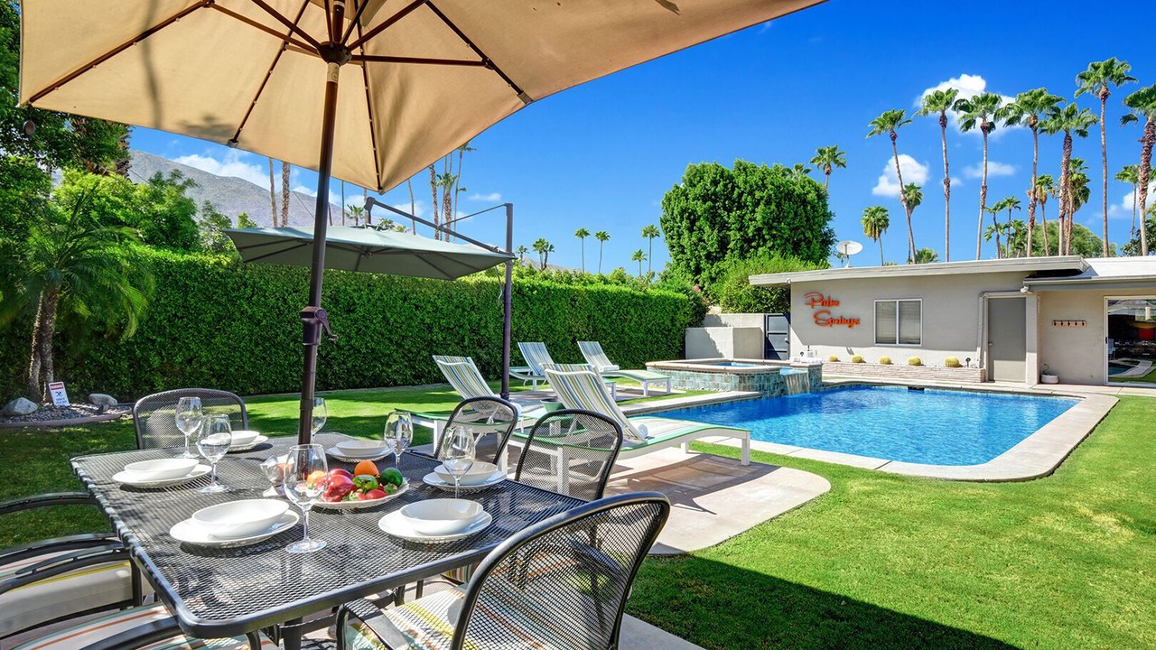 Photo of Outdoor in Tahquitz River Estates