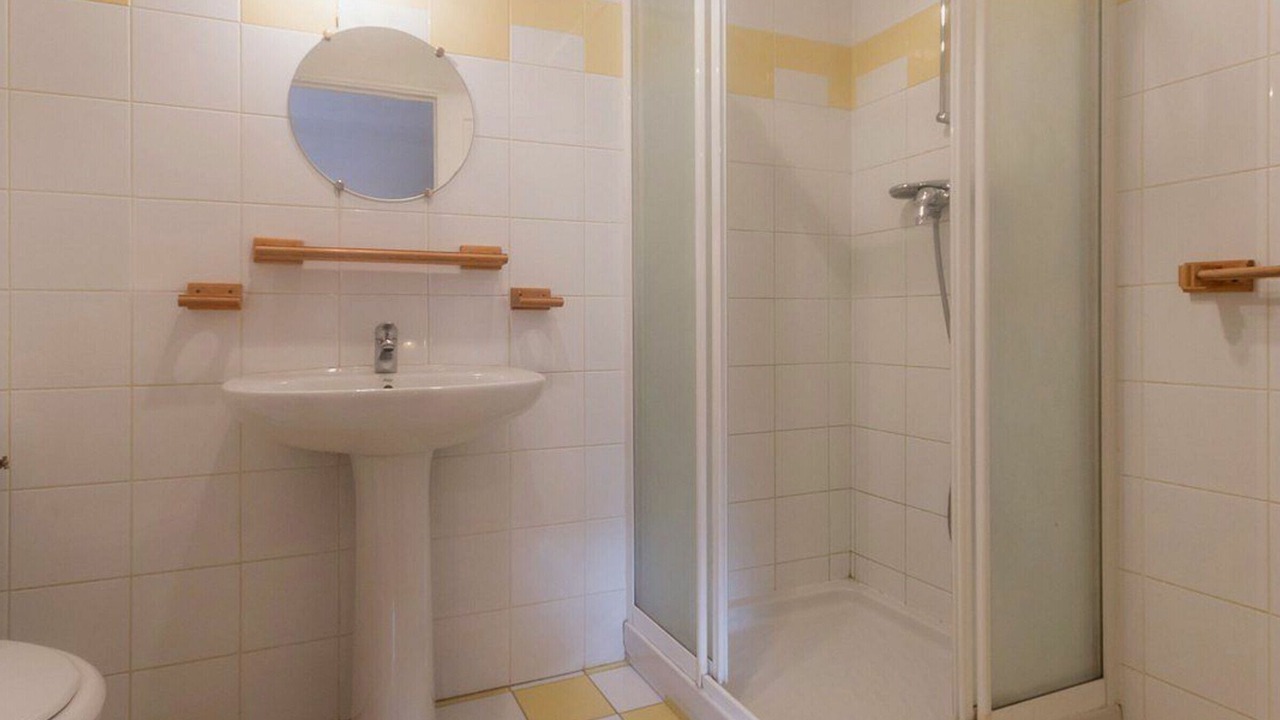 Photo of Bathroom in Saffre