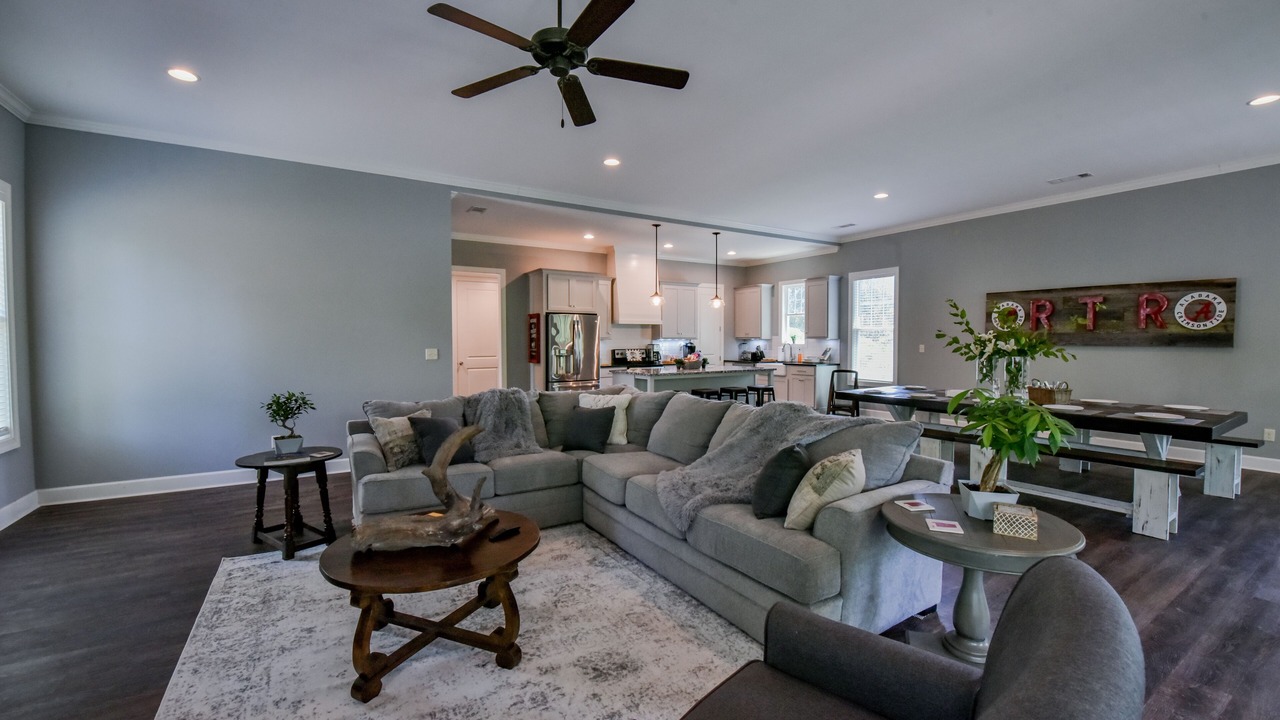 Photo of Livingroom in Northport
