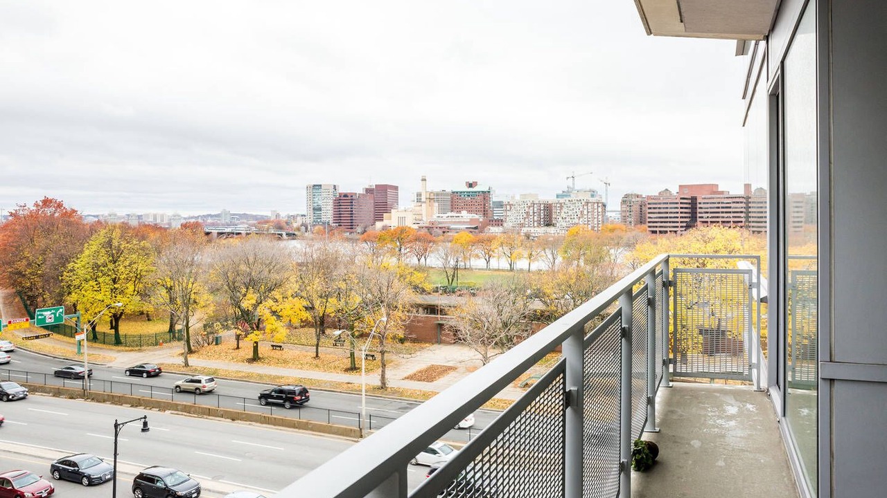 Photo of Outdoor in West End