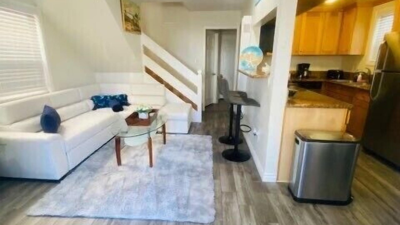 Photo of Livingroom in West Newport