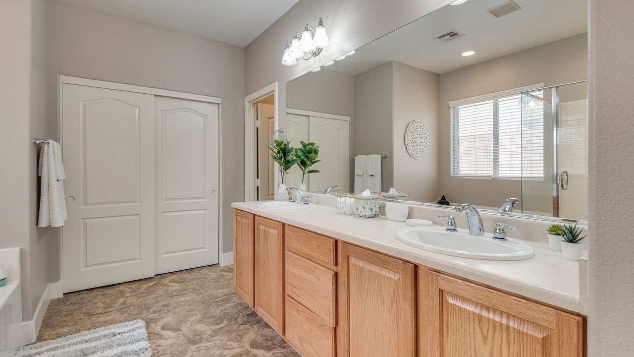 Photo of Bathroom in North Las Vegas