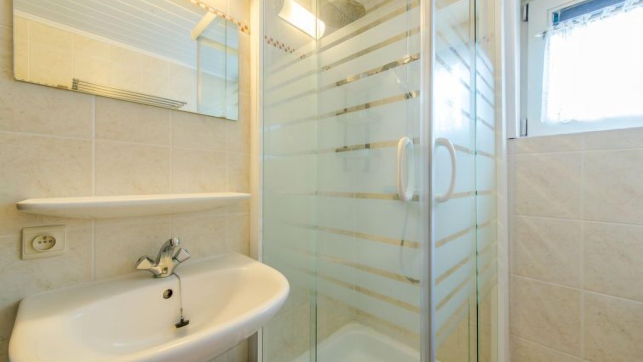 Photo of Bathroom in Bredene