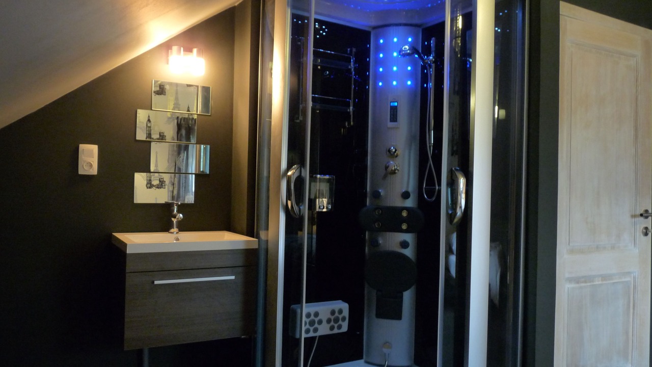 Photo of Bathroom in Lorcy