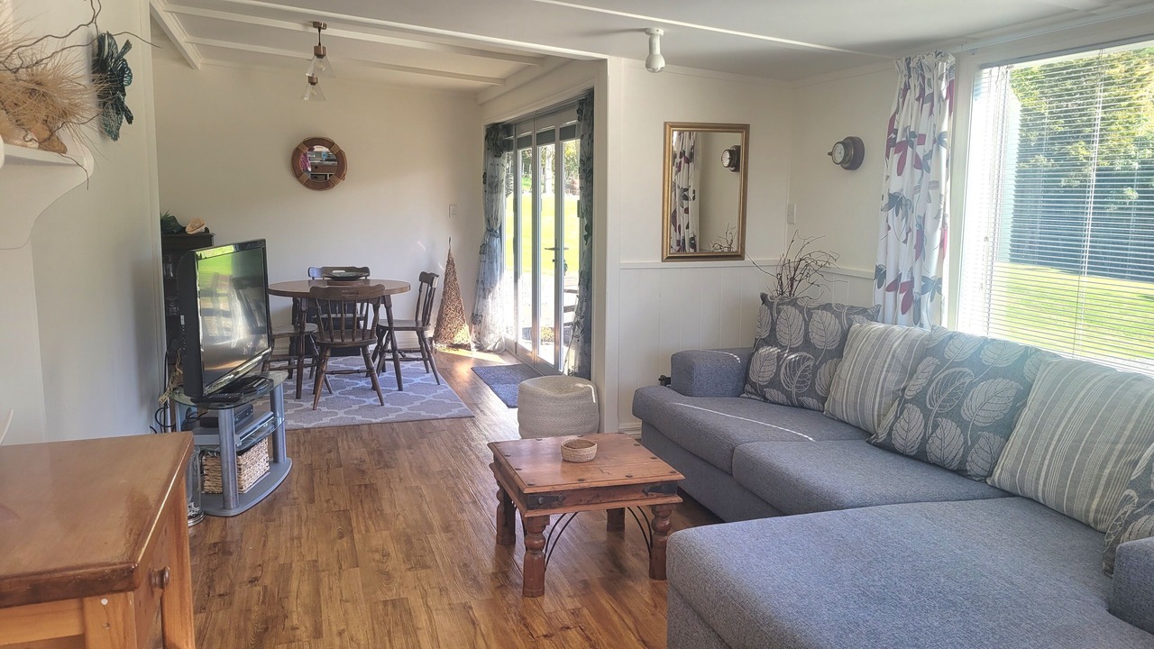 Photo of Livingroom in Whangarei Heads