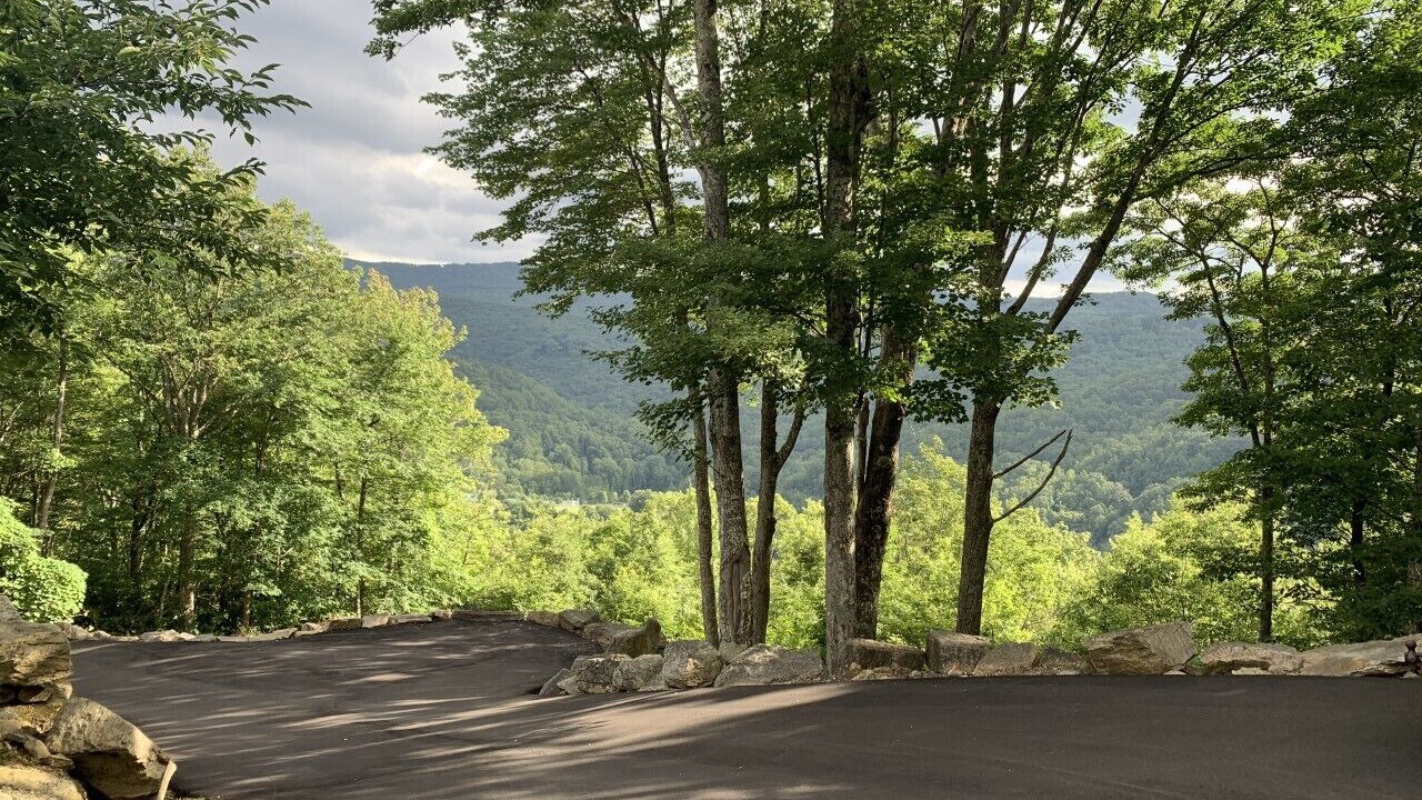 Photo of Others in Beech Mountain