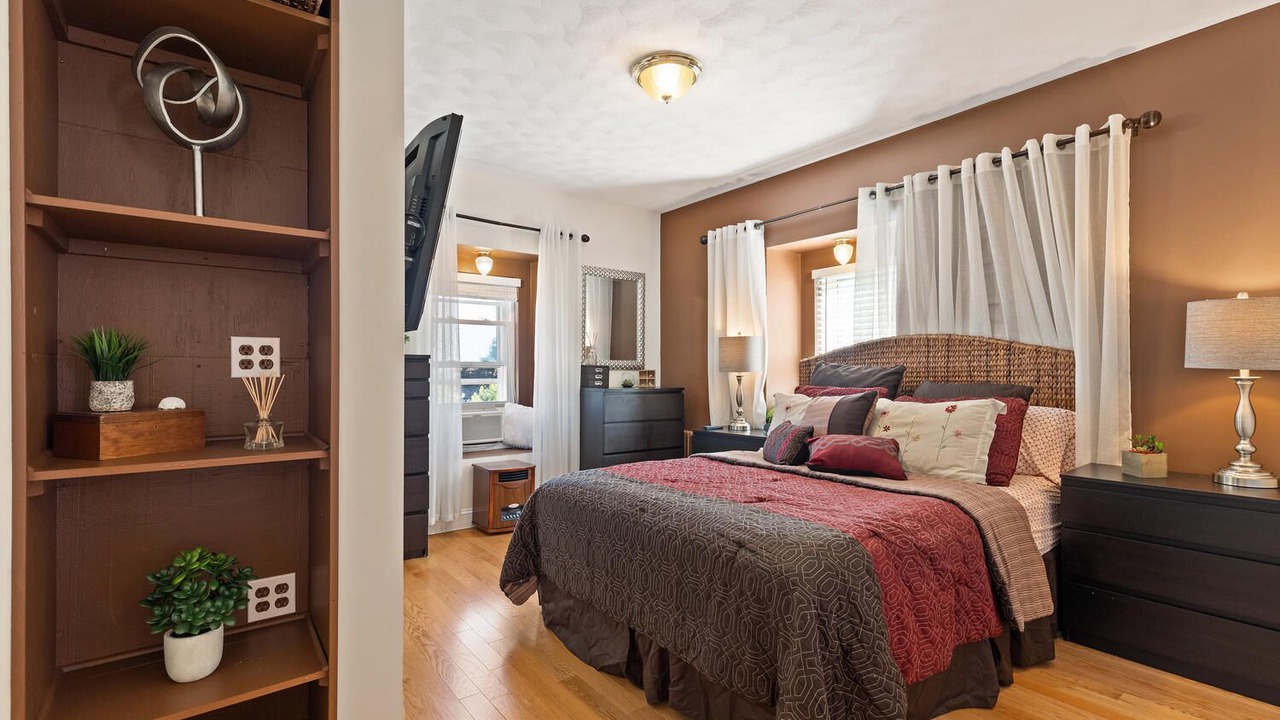 Photo of Bedroom in Revere