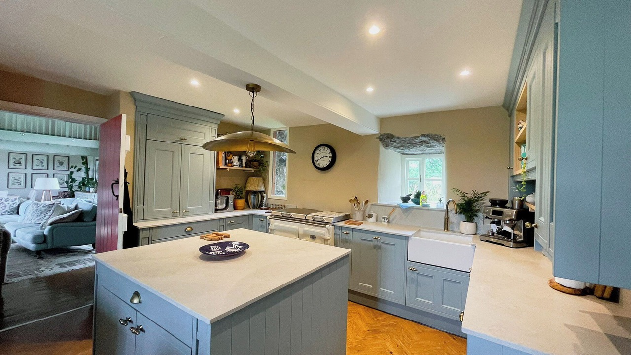 Photo of Kitchen in Chwilog