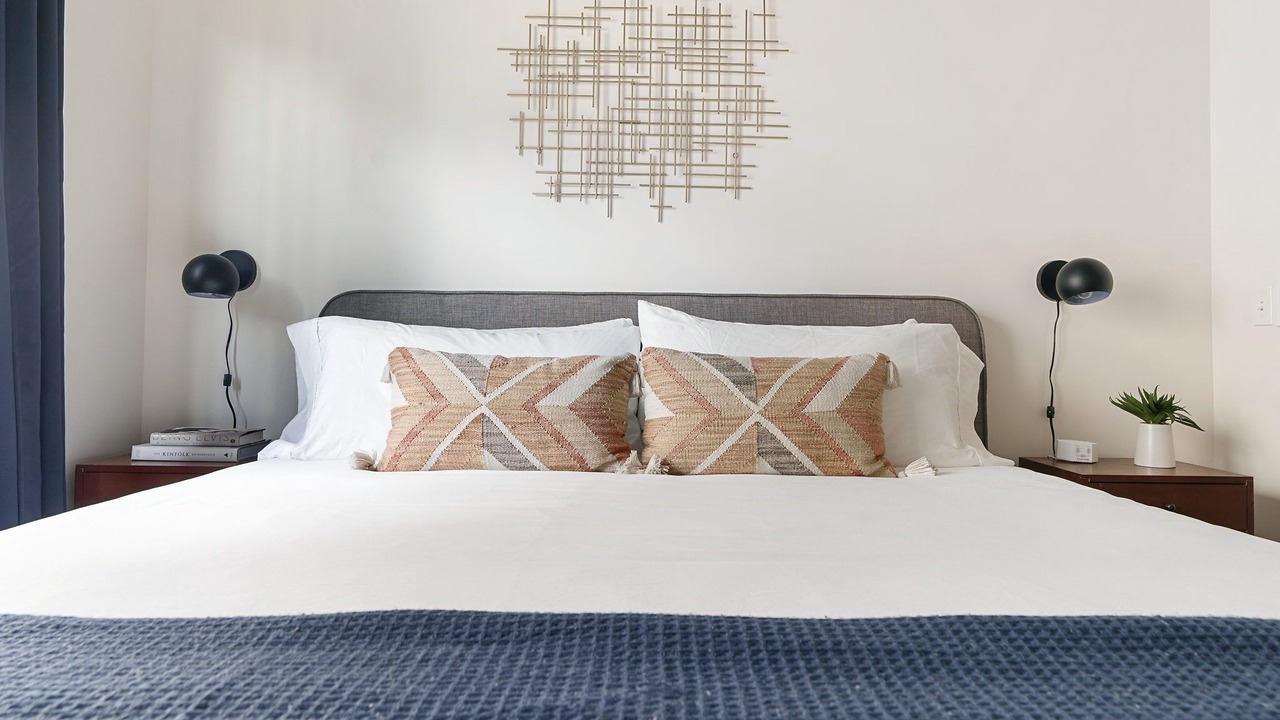 Photo of Bedroom in Midtown