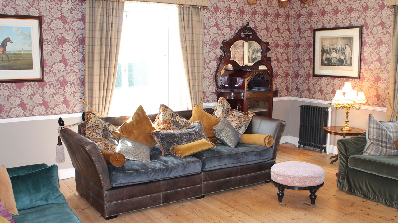 Photo of Livingroom in Hallington