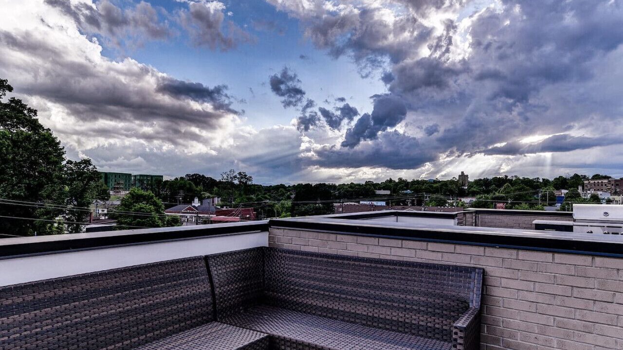 Photo of Outdoor in East End - Valley Street
