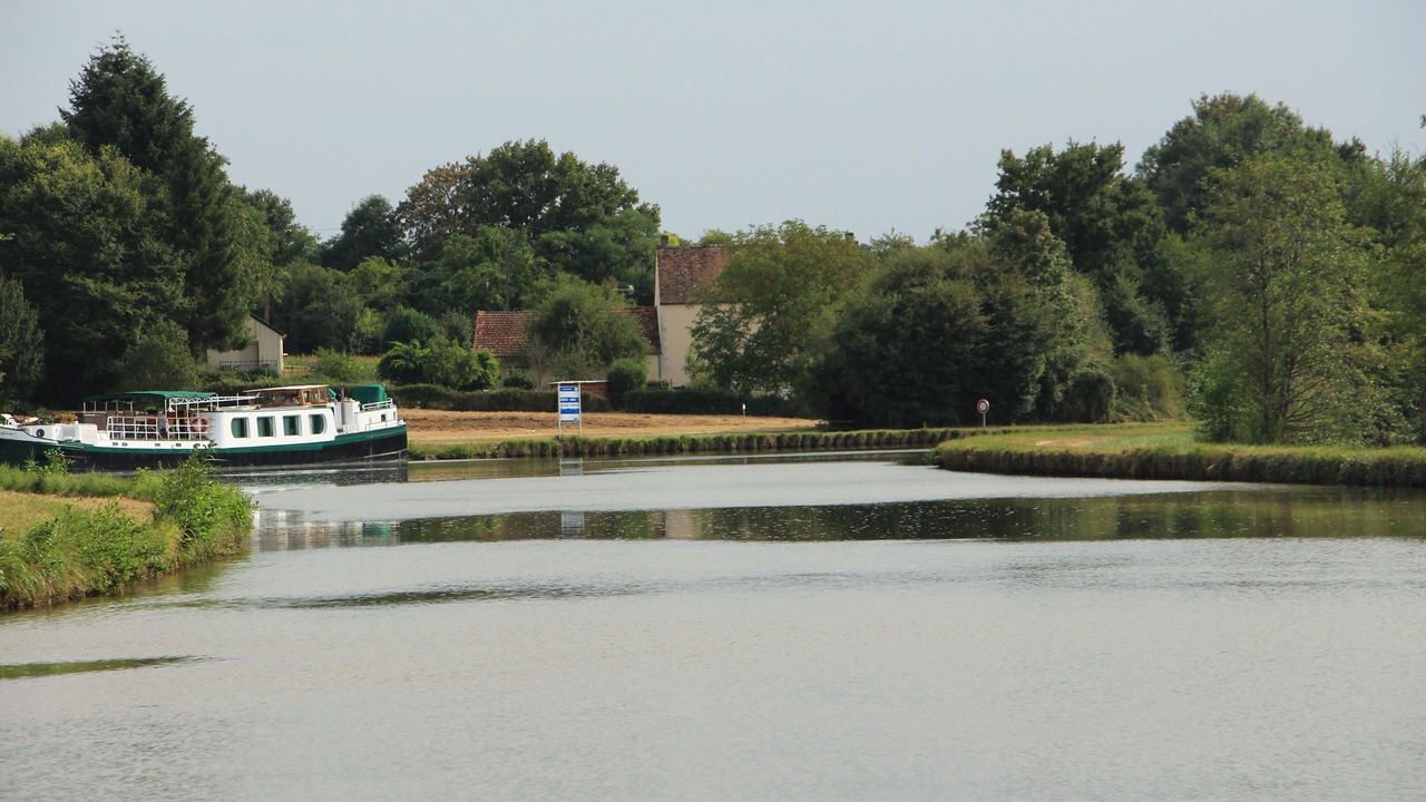Photo of Others in Ouzouer-sur-Trezee