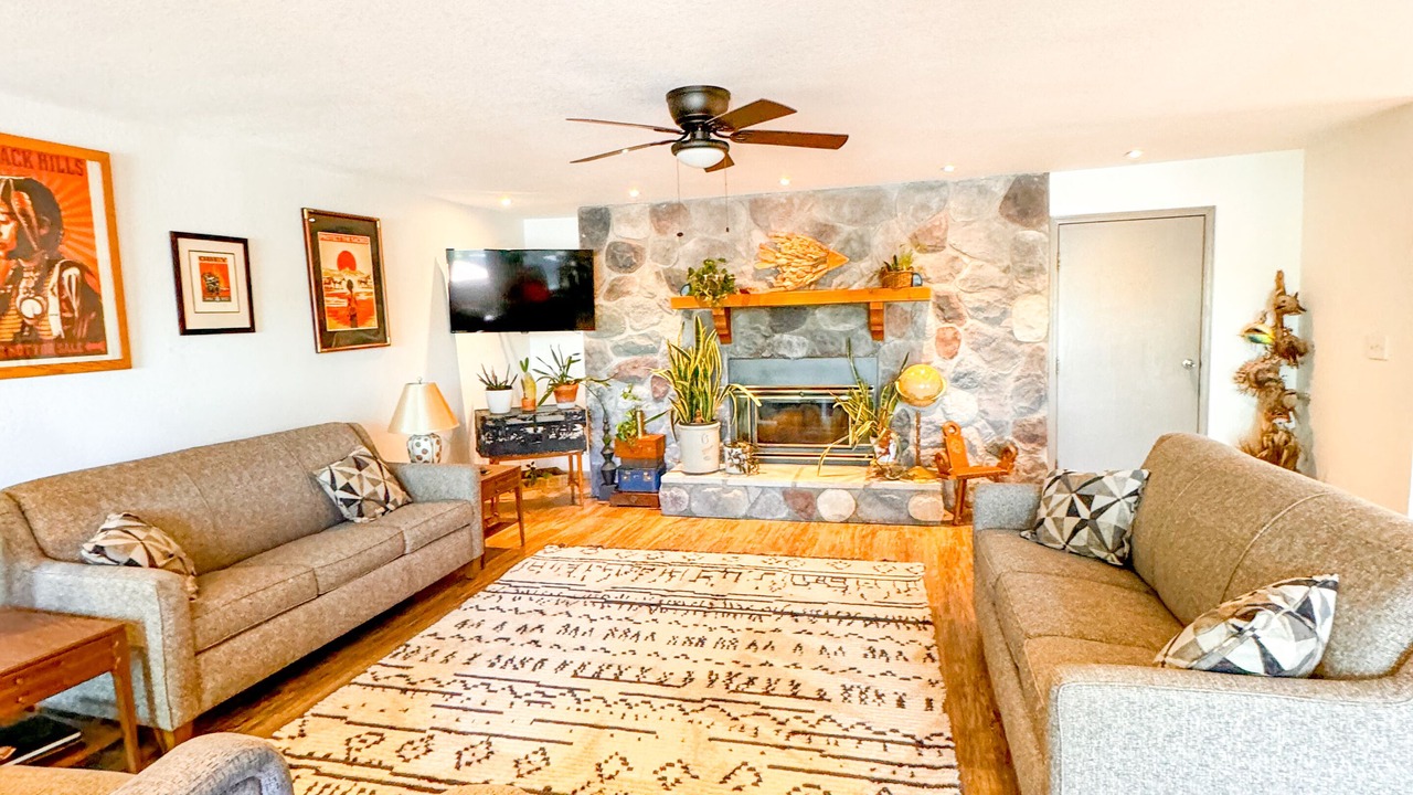 Photo of Livingroom in Roach