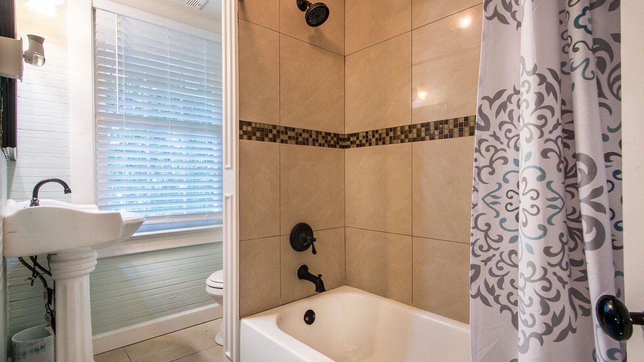 Photo of Bathroom in Summerville Historic District