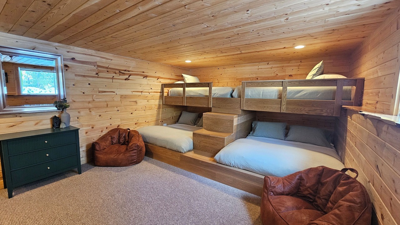 Photo of Bedroom in Adams