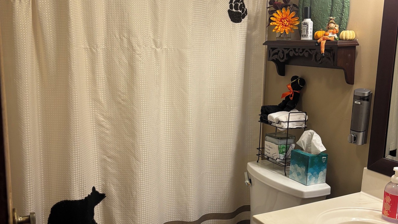 Photo of Bathroom in Kachina Village