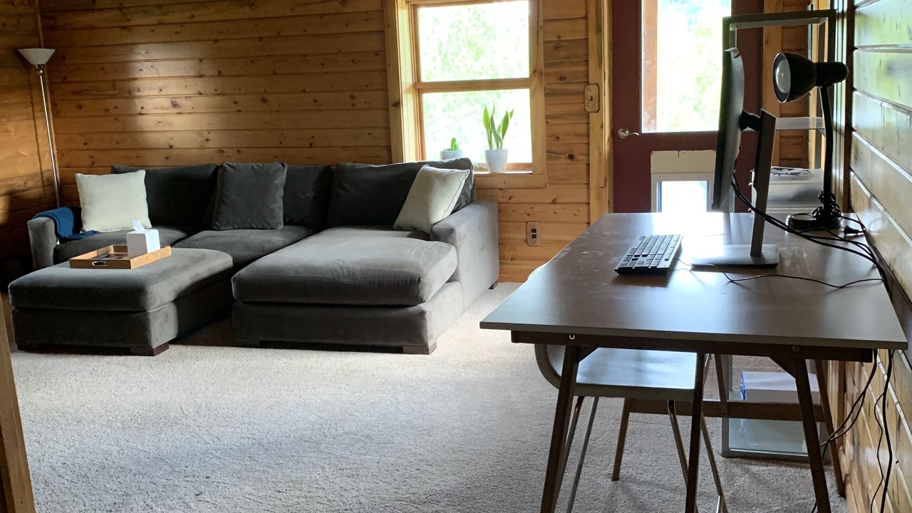 Photo of Livingroom in Red Top Meadows