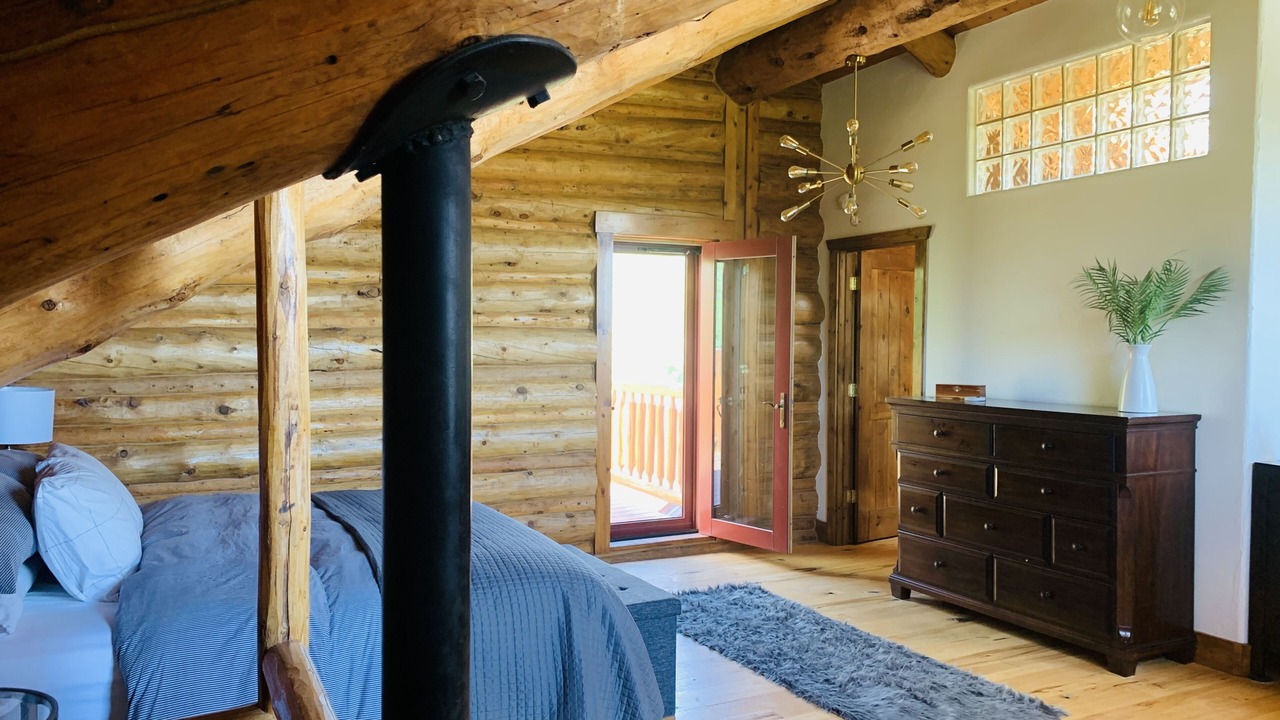 Photo of Bedroom in Red Top Meadows