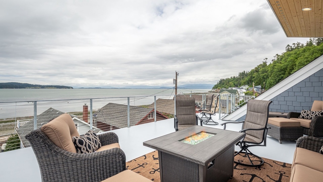 Photo of Patio Balcony in Camano Island