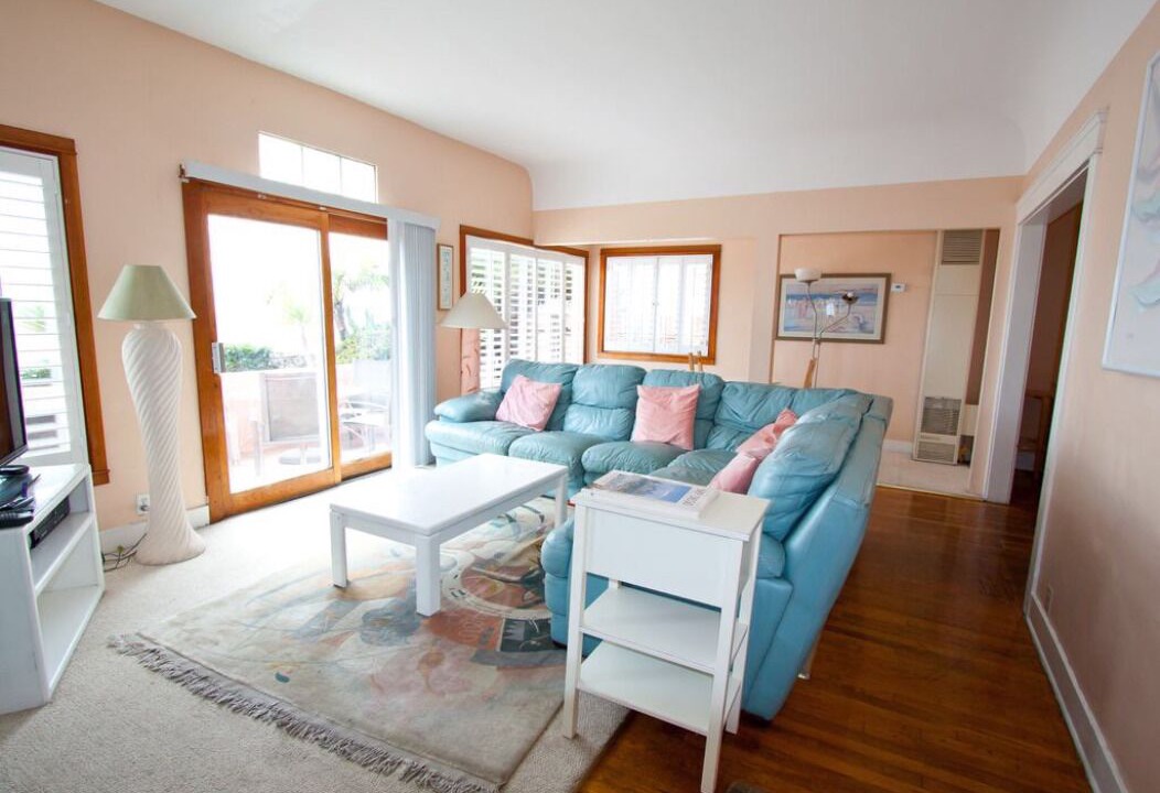Photo of Livingroom in South Mission Beach