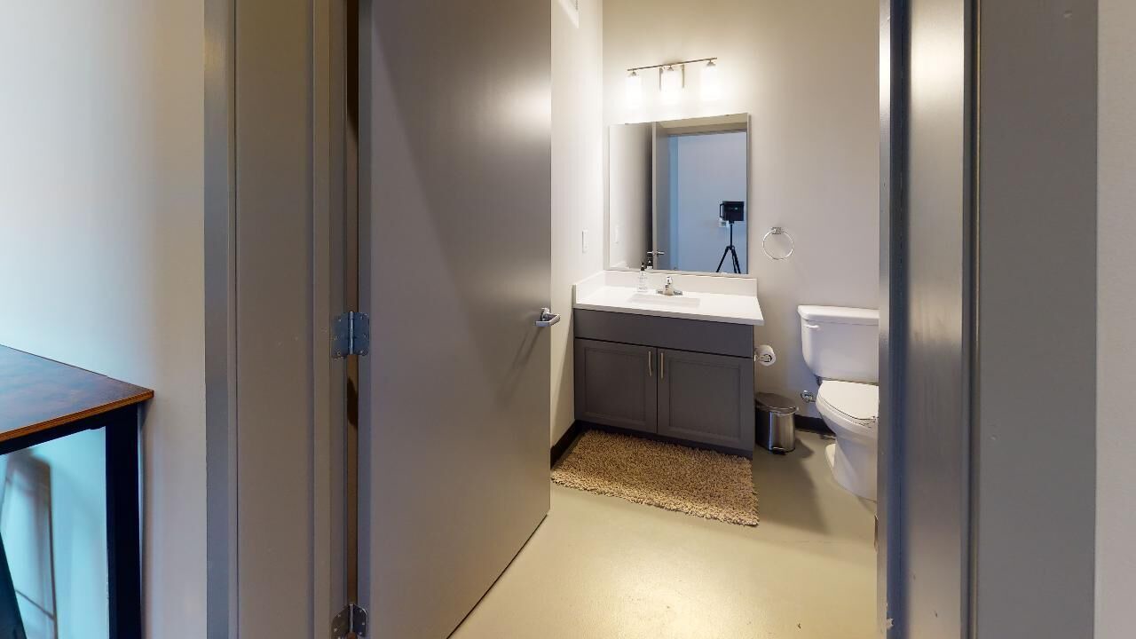 Photo of Bathroom in Dinkytown