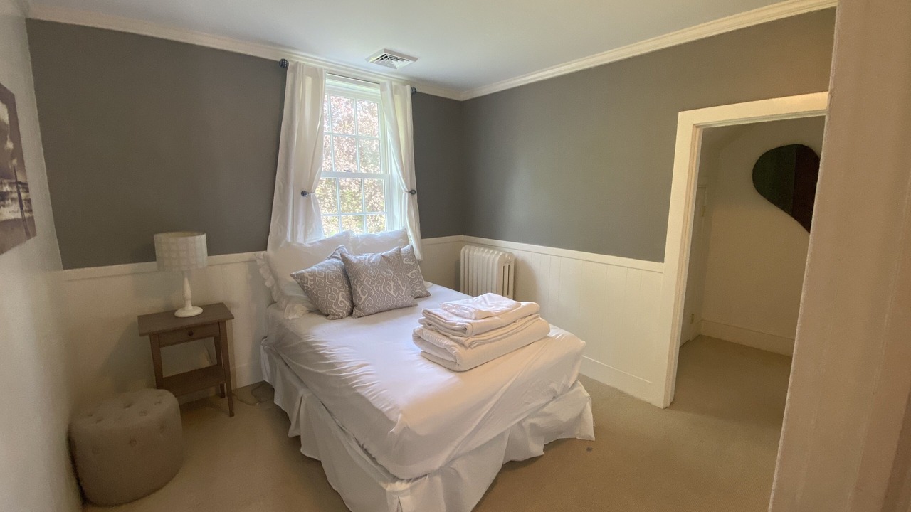 Photo of Bedroom in Canandaigua