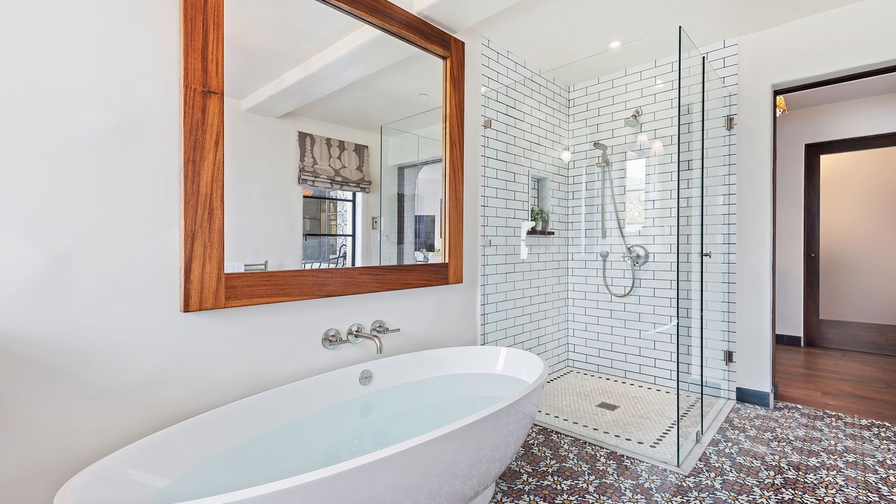 Photo of Bathroom in Laguna