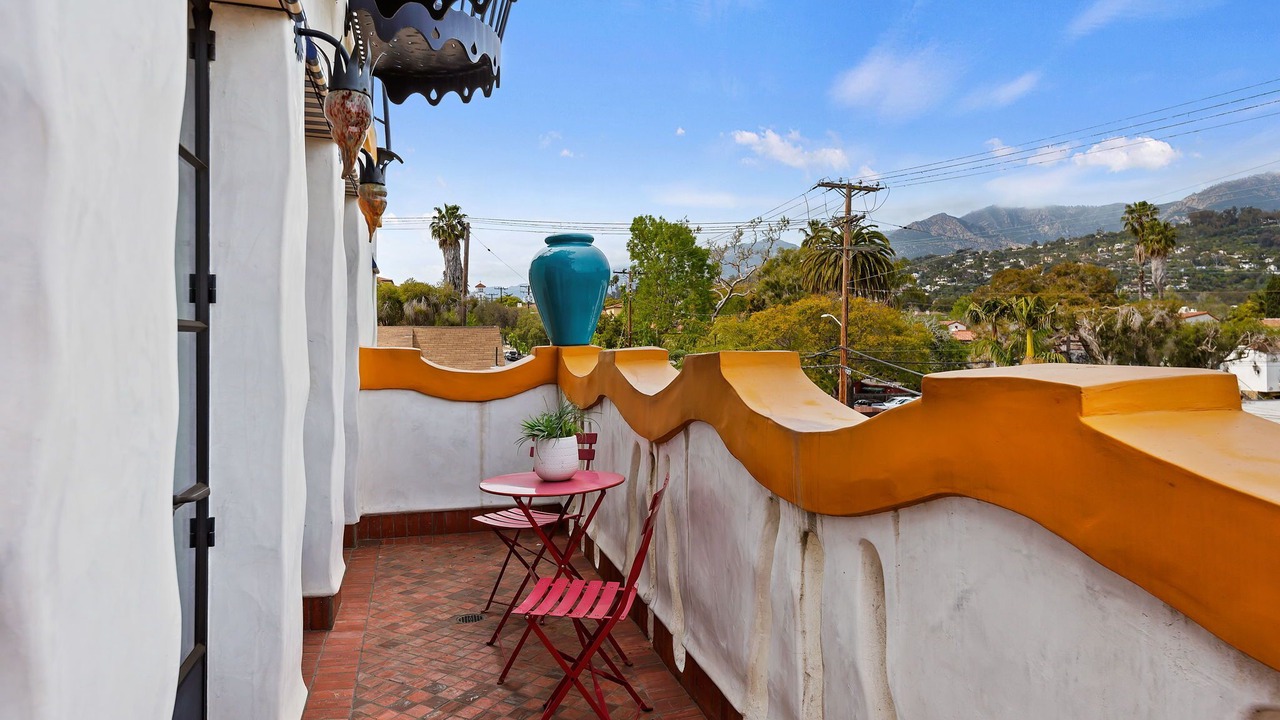 Photo of Patio Balcony in Laguna