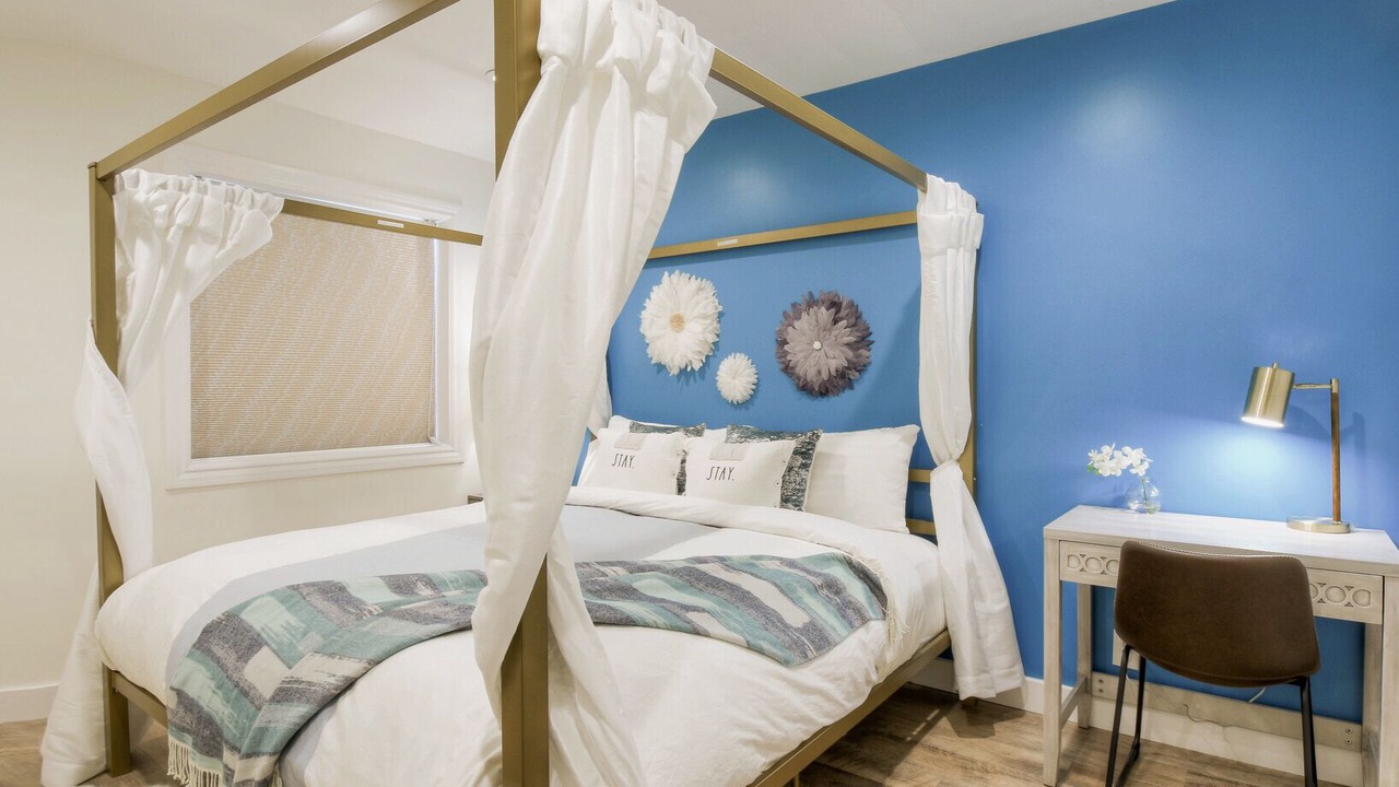 Photo of Bedroom in Outer Mission