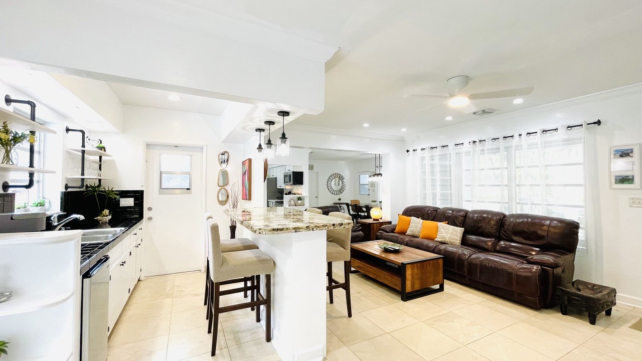 Photo of Others in Dolphin Isles