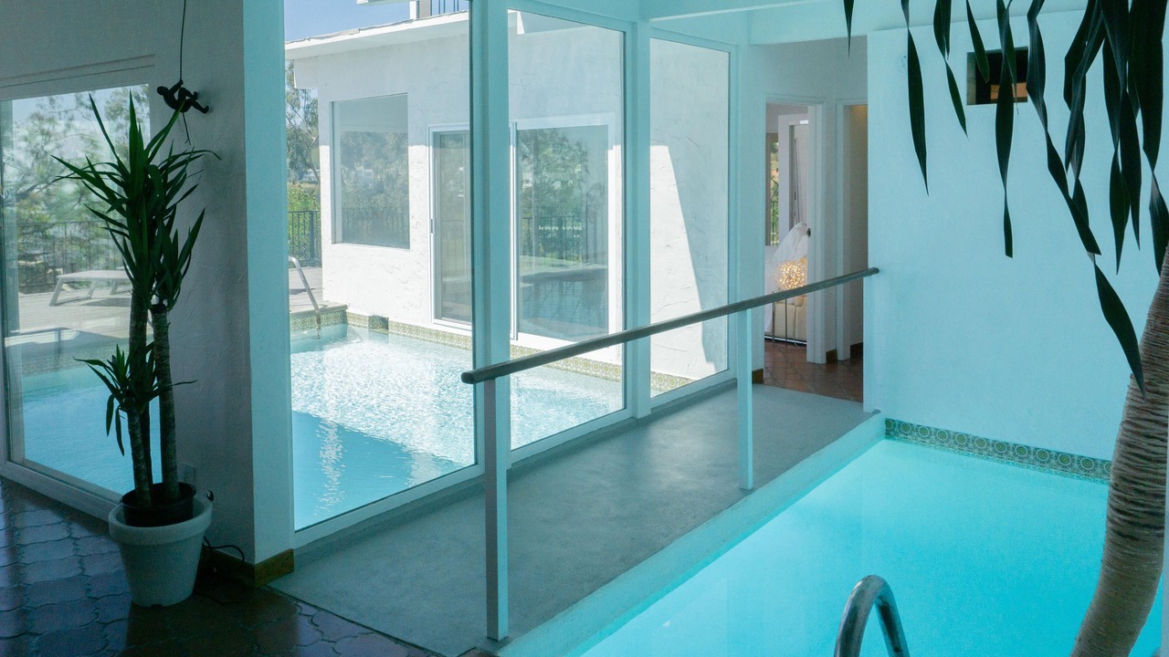 Photo of Outdoor in Hollywood Hills West