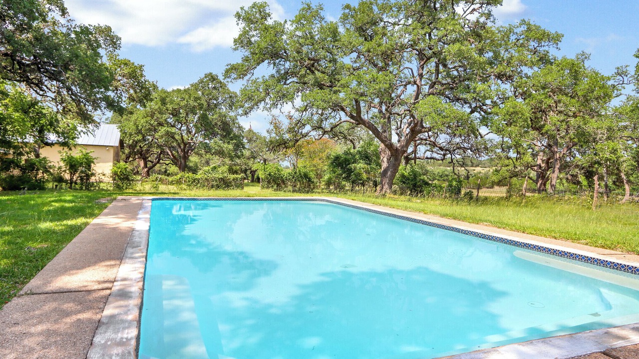 Photo of Outdoor in Spring Branch