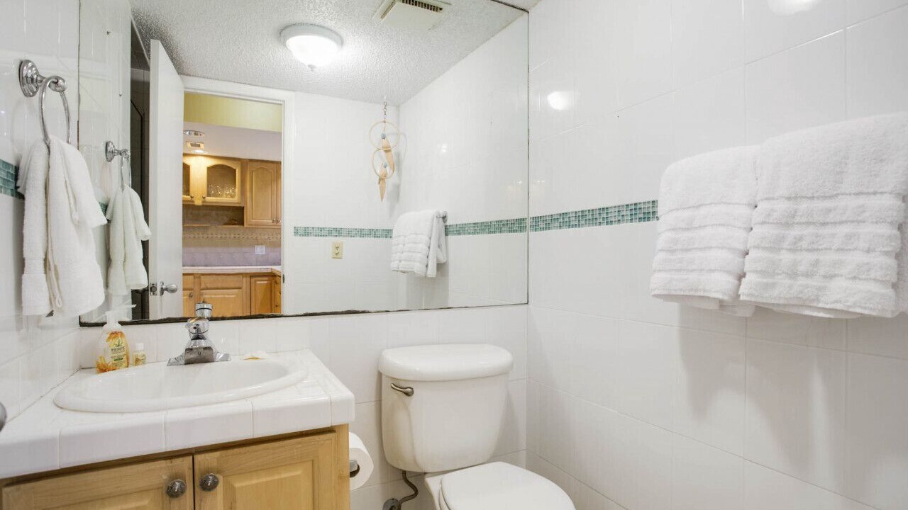 Photo of Bathroom in Islamorada