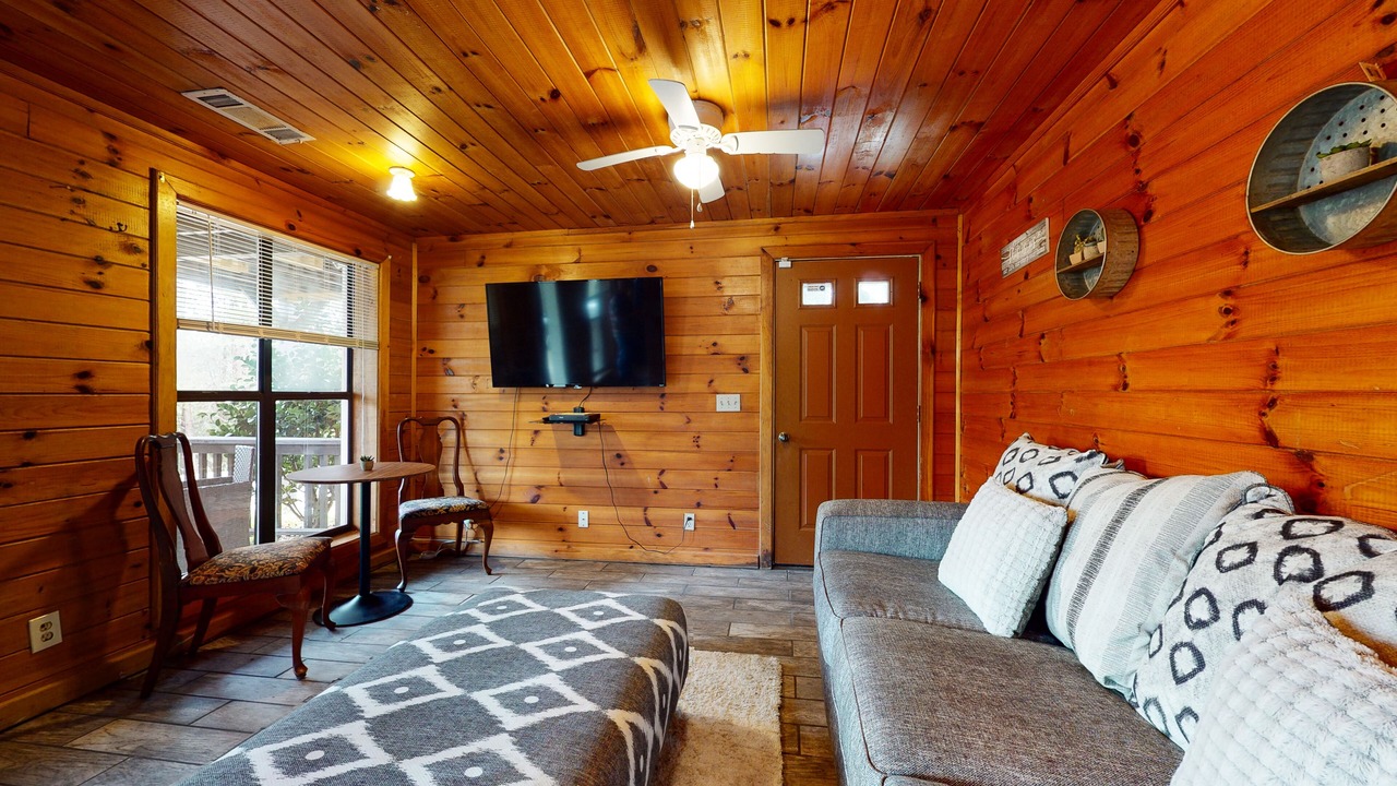 Photo of Livingroom in Oakman