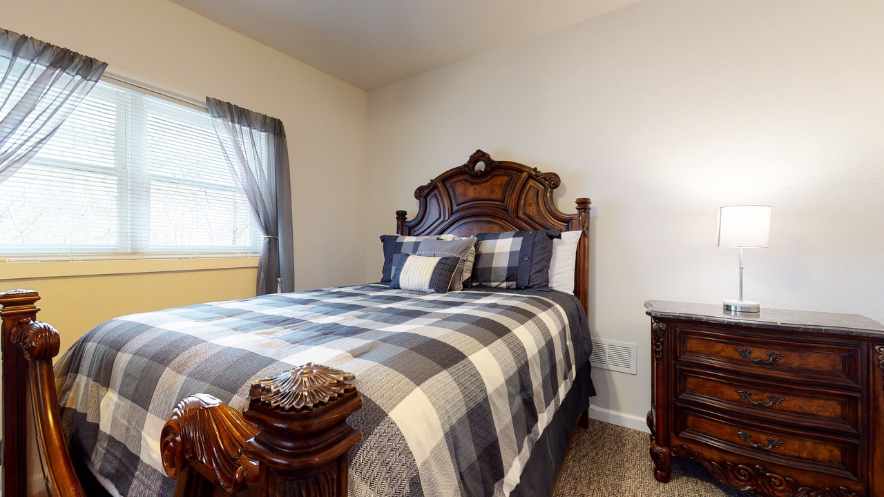 Photo of Bedroom in Oakman