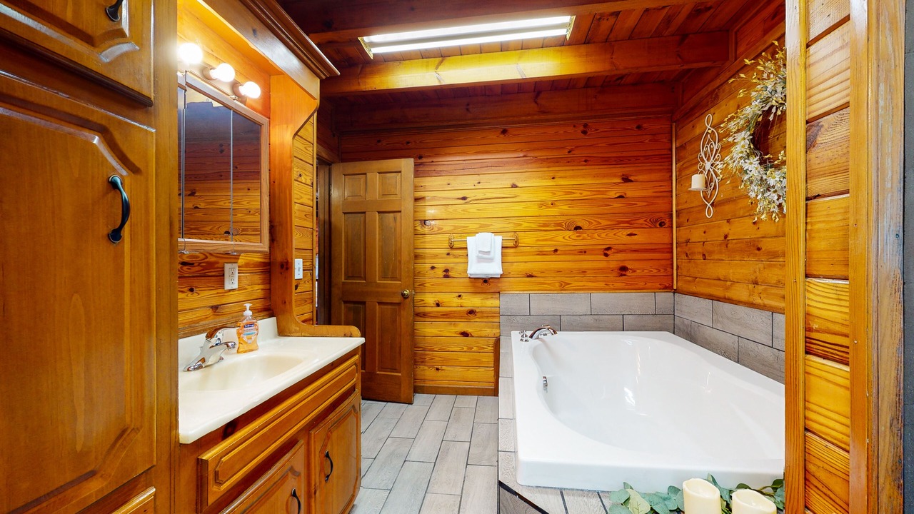 Photo of Bathroom in Oakman