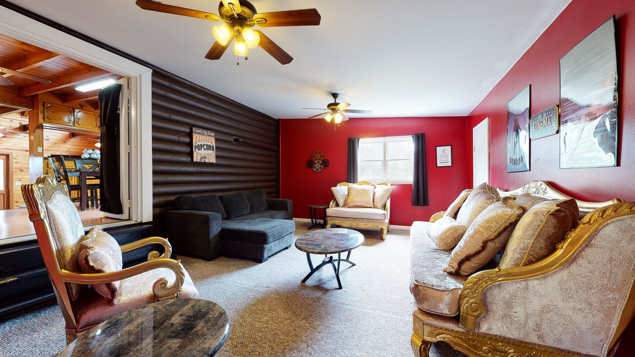 Photo of Livingroom in Oakman