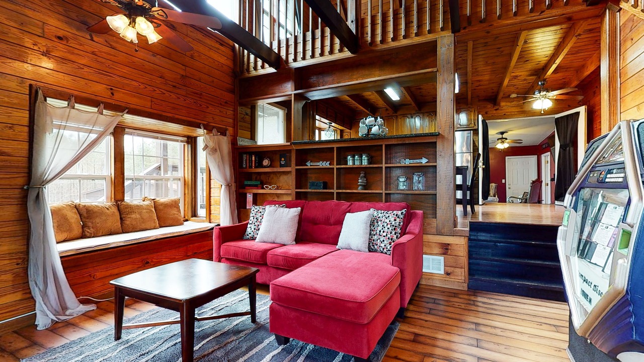 Photo of Livingroom in Oakman